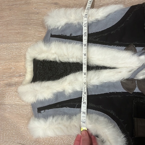 Rabbit trim vest - Picture 6 of 7